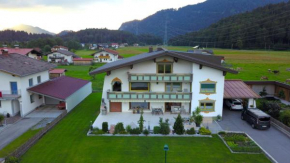 Ferienwohnungen Maria Ginther, Pinswang, Österreich
